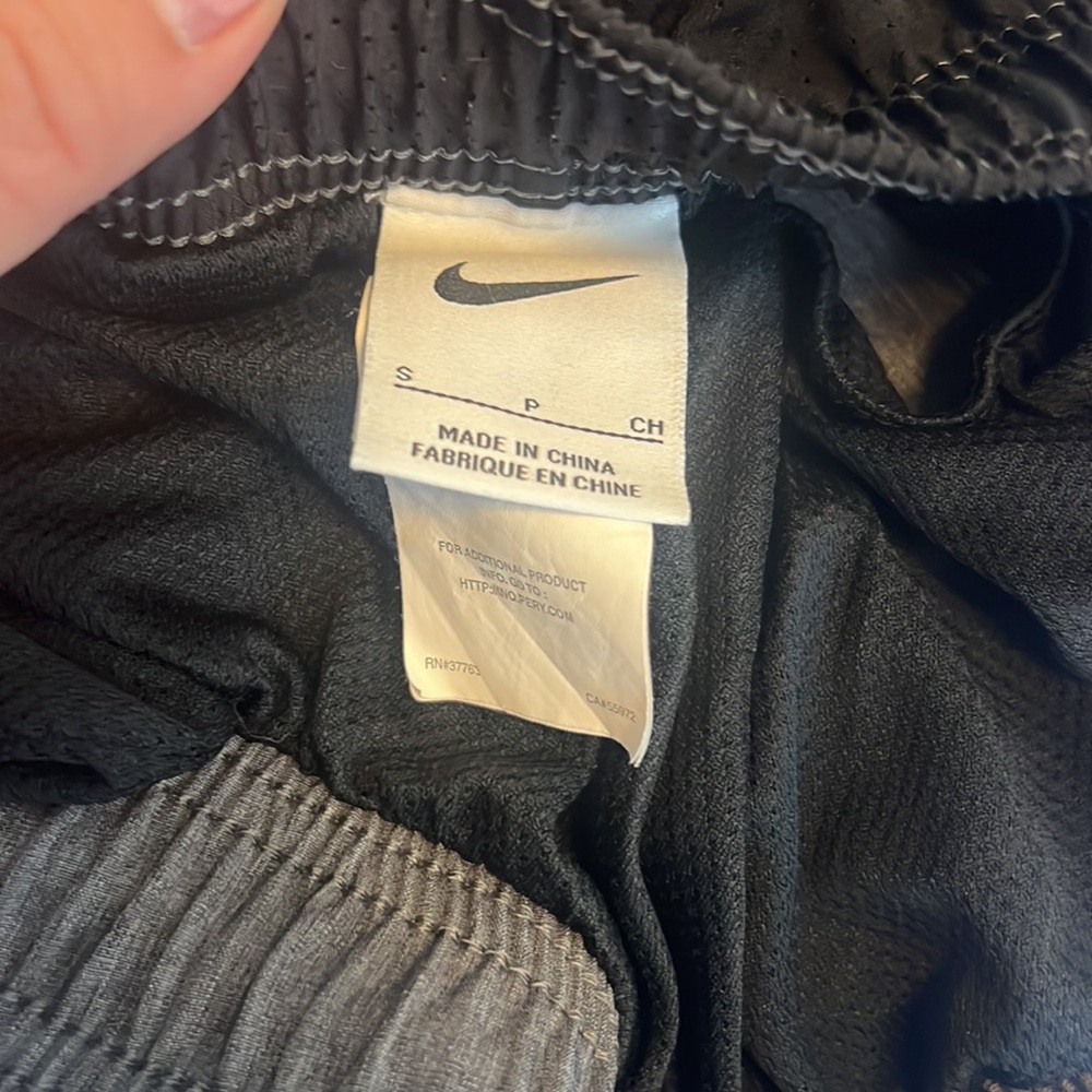 Men’s Drawstring Swim Trunks - Picture 3 of 5